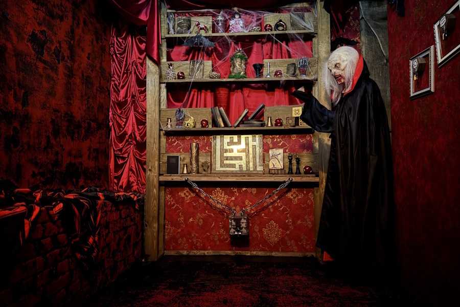 Квест в реальности Коллекционер кошмаров от компании Horrroom Квест в реальности Коллекционер кошмаров от компании Horrroom